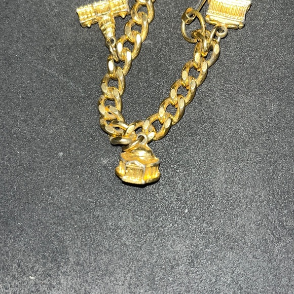 Charm bracelet - Picture 3 of 6
